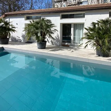 Apartment Mont-blanc Poolhouse *