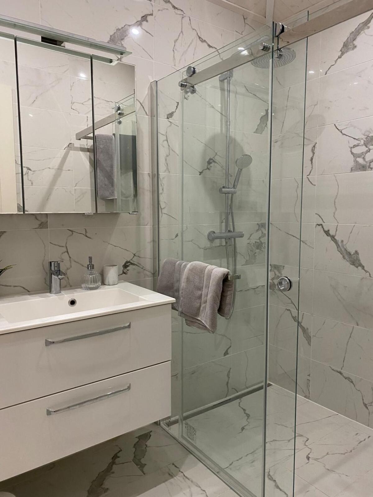 Mont-blanc Poolhouse Geneva