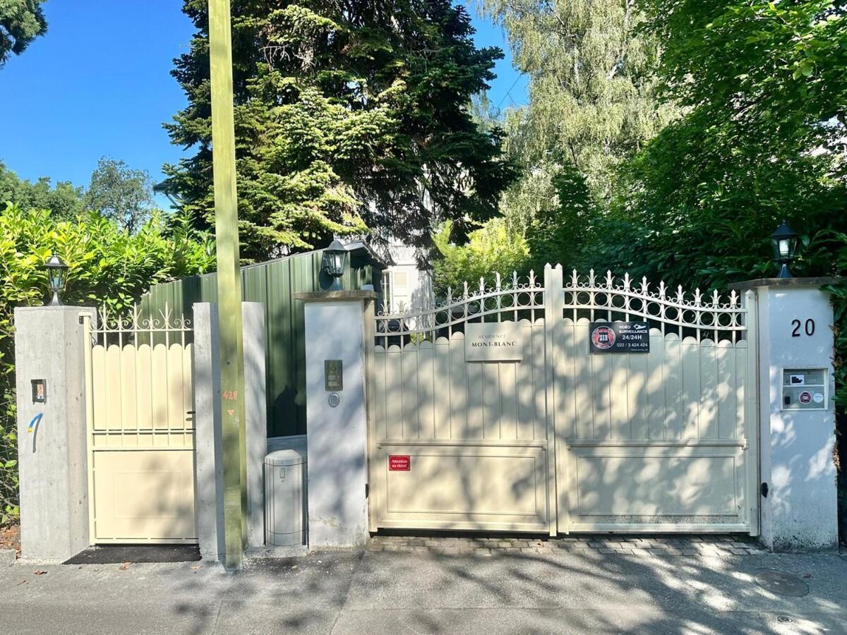 Mont-blanc Poolhouse Apartment *